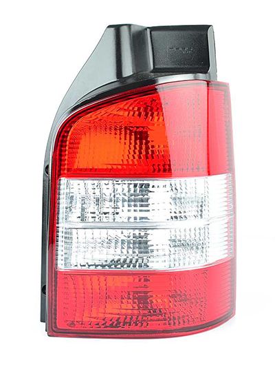 BSG 90-805-003 | Stop Lambası Sağ Beyaz-Beyaz T5 Bm 04-10