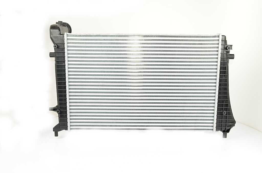 BSG 90-535-011 | Turbo Radyatörü 8Ml 376 746-151 Caddy Bls 1.9 TDI 04-10